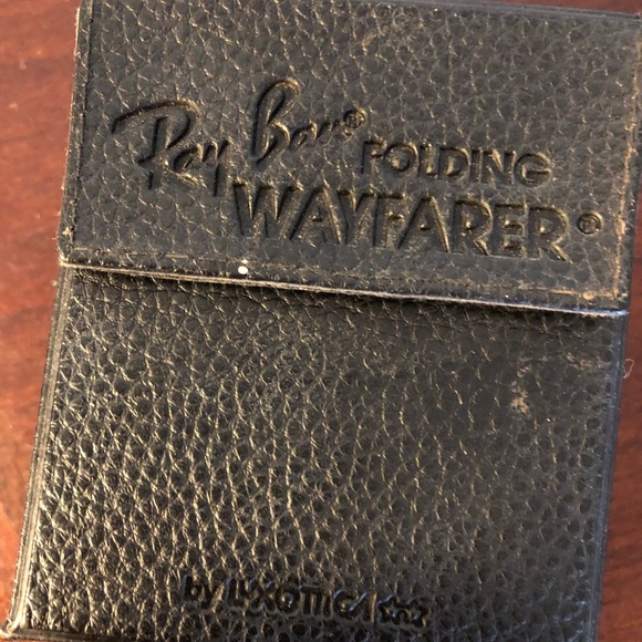 Ray Ban foldable wayfarer - Picture 3 of 3